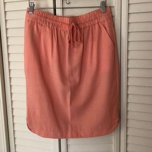 Coral mini skirt